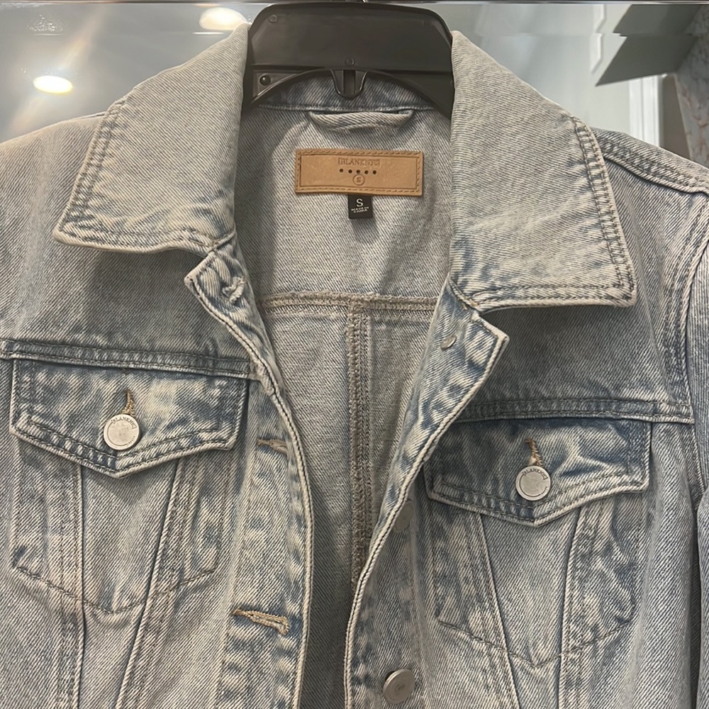 Blank NYC denim jacket. Size small - Picture 2 of 3
